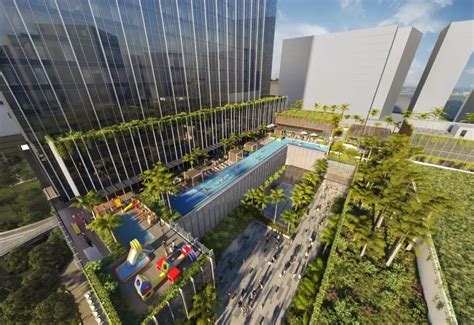 Bloomberry tops off Solaire North in Quezon City .